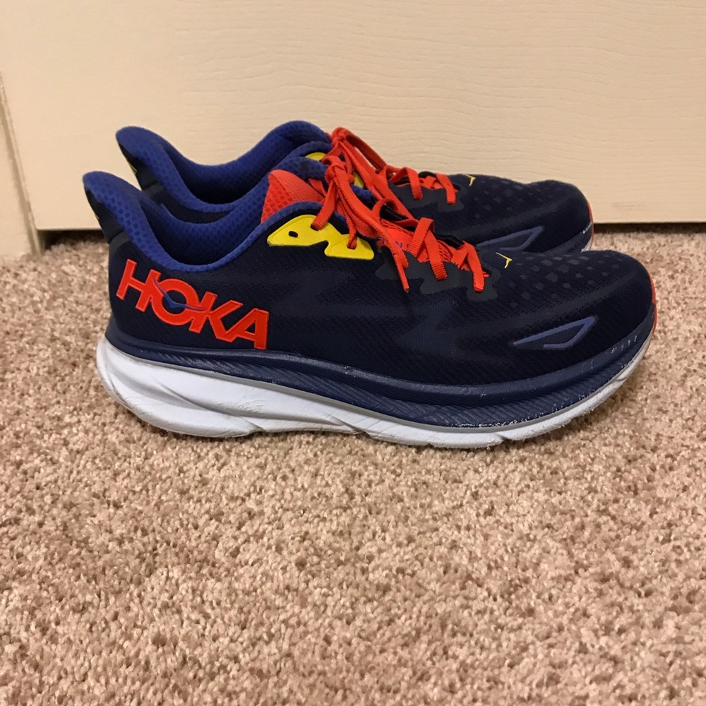 Hoka One One mens size 11d
